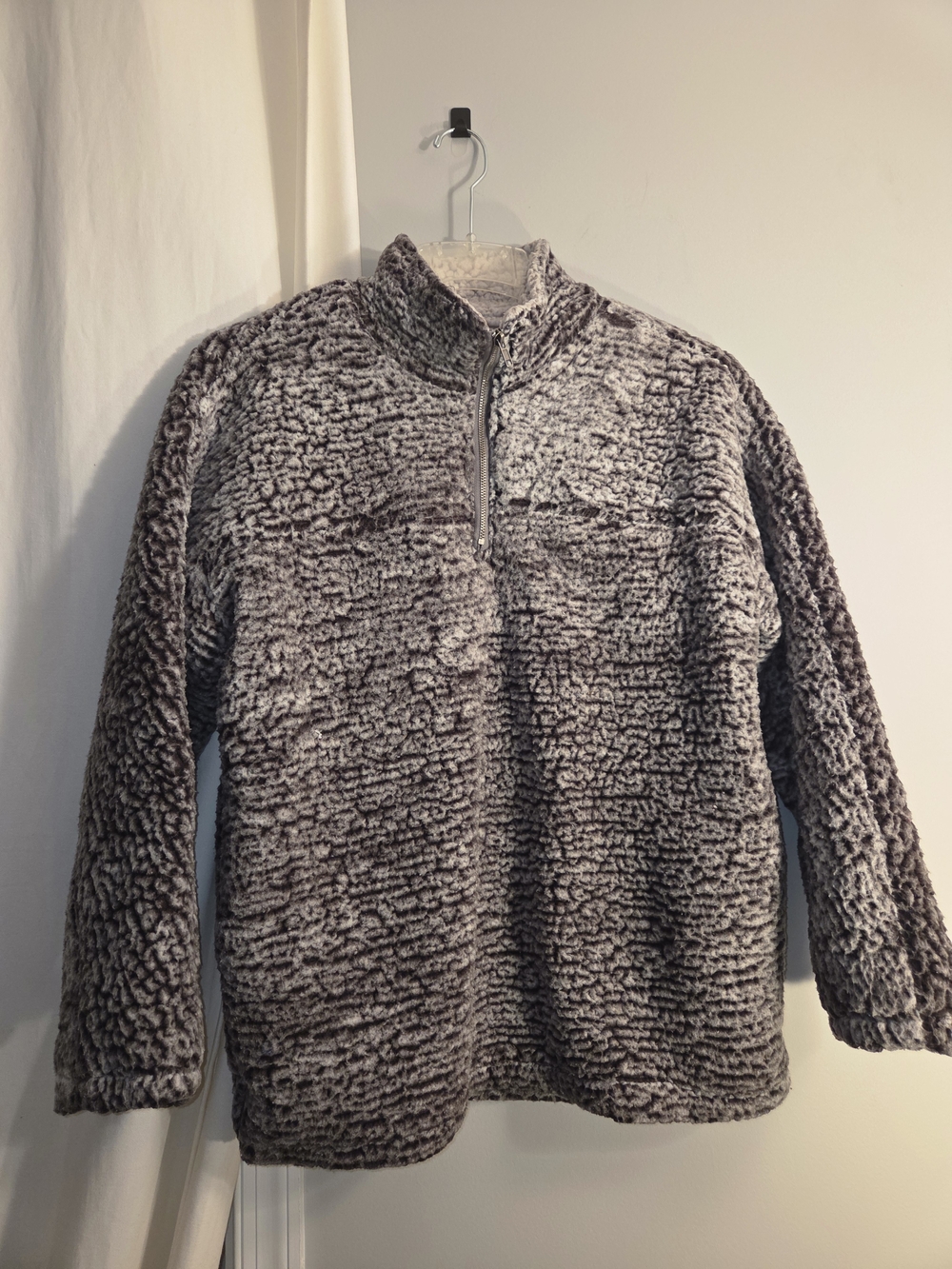 Altar'd State Women's 1/4 Zip Frosted Sherpa Fleece Pullover - Size S.